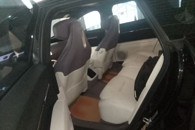 Used Avatr 12 2025 Ultra Extended-Range Edition Left Rear Seat