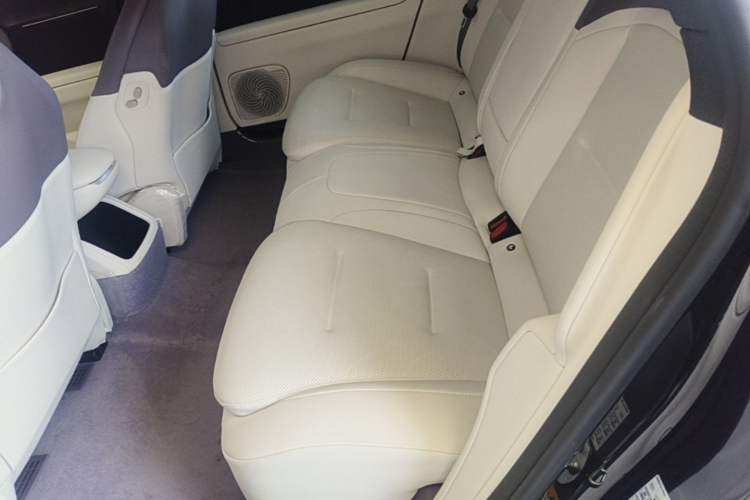 Used Avatr 12 2025 Max All-Electric Version Left Rear Seat