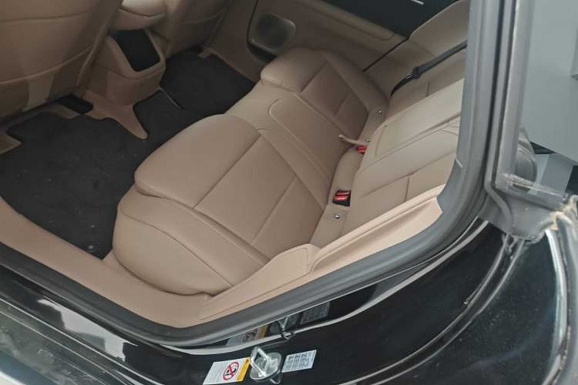 Used Avatr 12 2025 Updated Ultra All-Electric Four-Wheel Drive Left Rear Seat