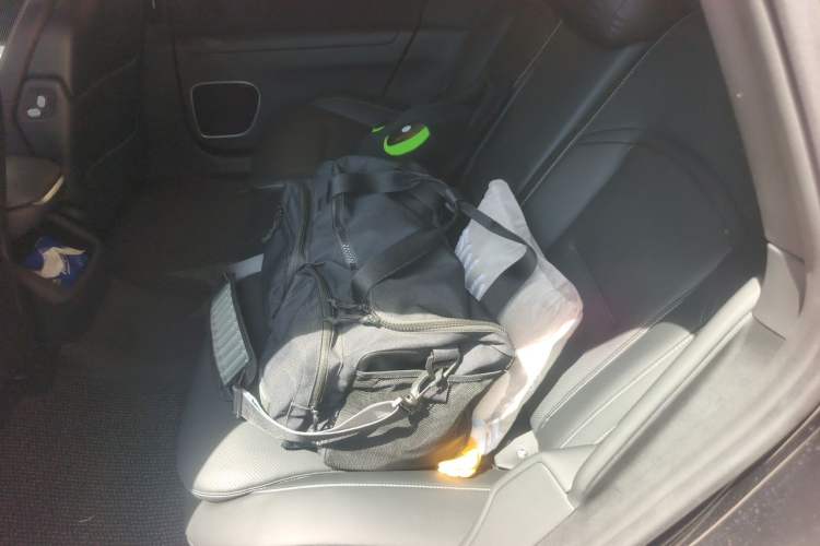 Used Avatr 12 2025 Max Extended-Range Edition Left Rear Seat