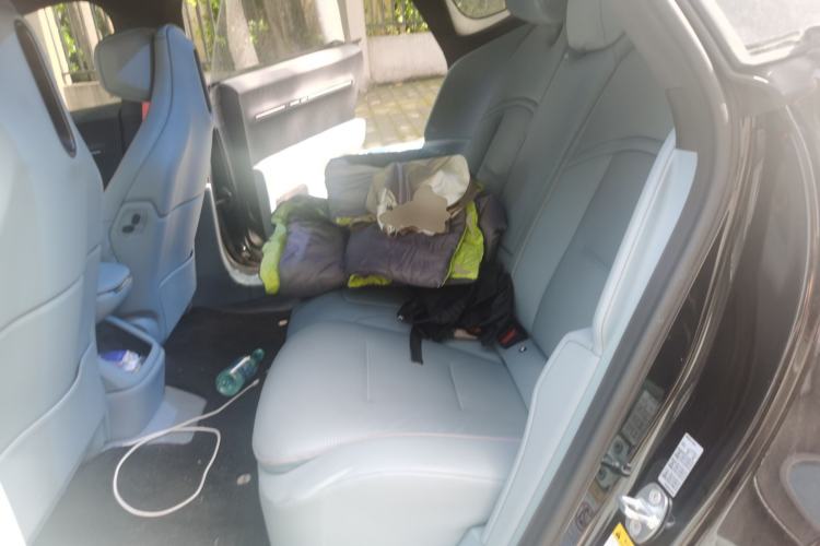 Used Avatr 12 2025 Refresh Master All-Electric Four-Wheel Drive Left Rear Seat