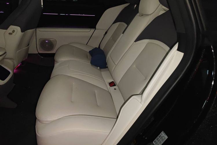Used Avatr 12 2025 Ultra Extended-Range Edition Left Rear Seat