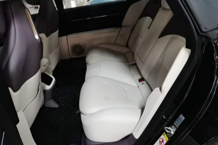 Used Avatr 12 2025 Refresh Max Extended-Range Version Left Rear Seat