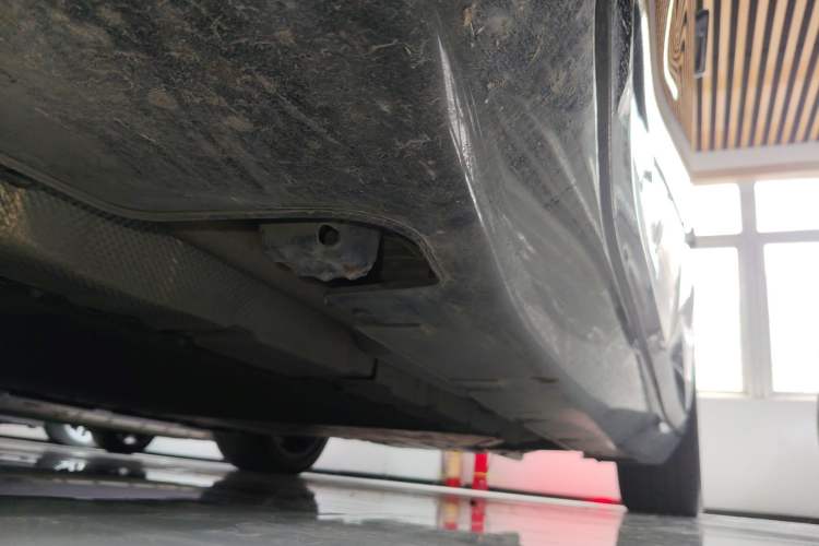 Used Avatr 12 2025 Max Extended-Range Edition Left Side Sill