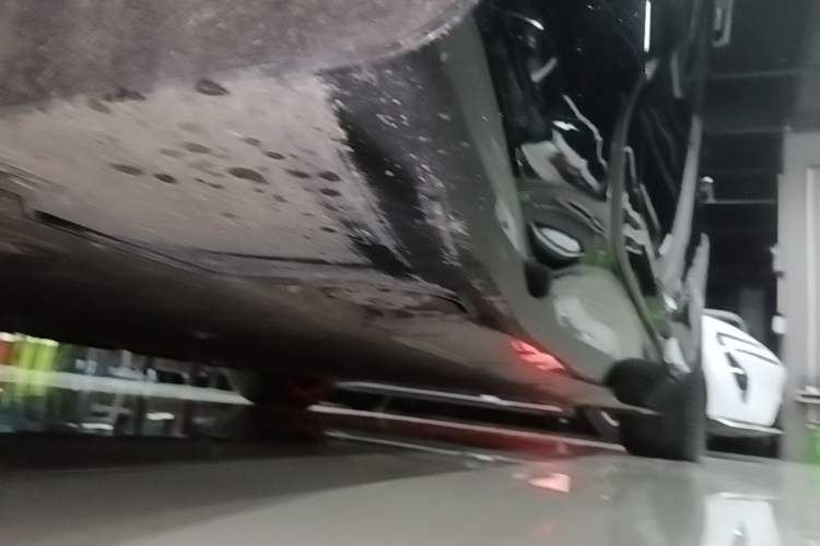 Used Avatr 12  Left Side Sill