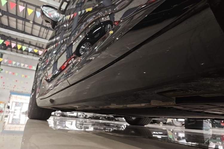 Used Avatr 12 2025 Max Extended-Range Edition Left Side Sill