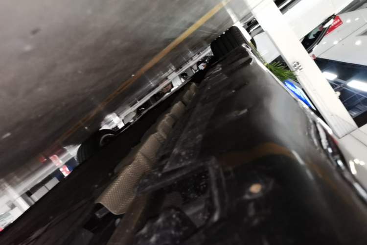 Used Avatr 12 2025 Refresh Max Extended-Range Version Left Side Sill