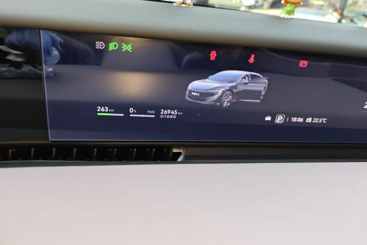 Used Avatr 12 2025 Max All-Electric Version Odometer Close Up