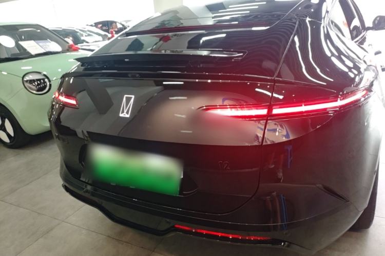 Used Avatr 12 2025 Ultra Extended-Range Edition Rear