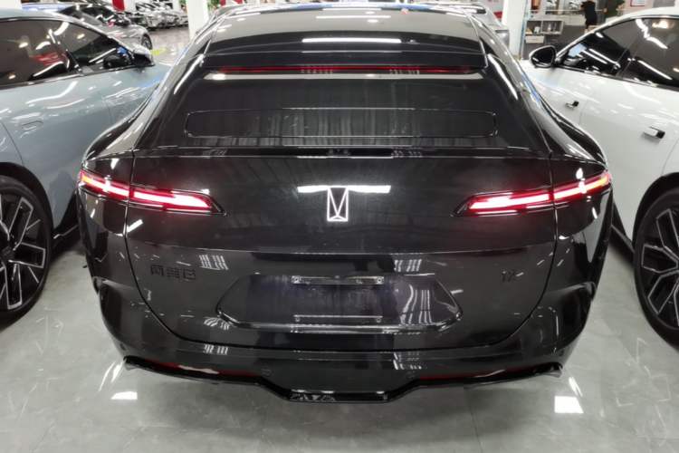 Used Avatr 12 2025 Ultra Extended-Range Edition Rear