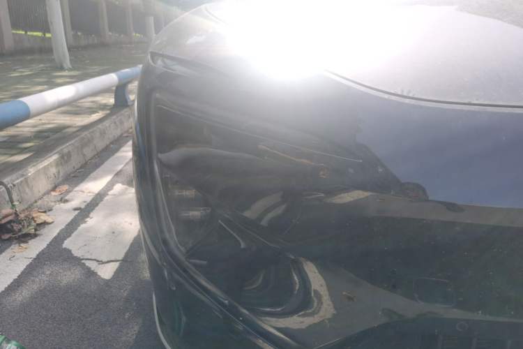 Used Avatr 12 2025 Refresh Master All-Electric Four-Wheel Drive Right Front Headlight