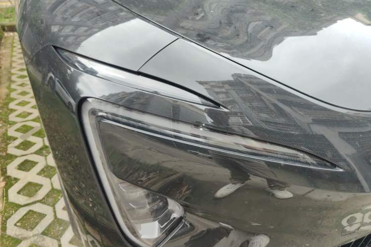 Used Avatr 12 2025 Year Updated Max All-Electric Version Right Front Headlight