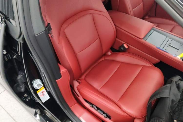 Used Avatr 12 2025 Updated Ultra All-Electric Four-Wheel Drive Right Front Seat