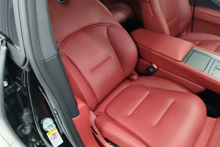 Used Avatr 12 2025 Ultra Extended-Range Edition Right Front Seat