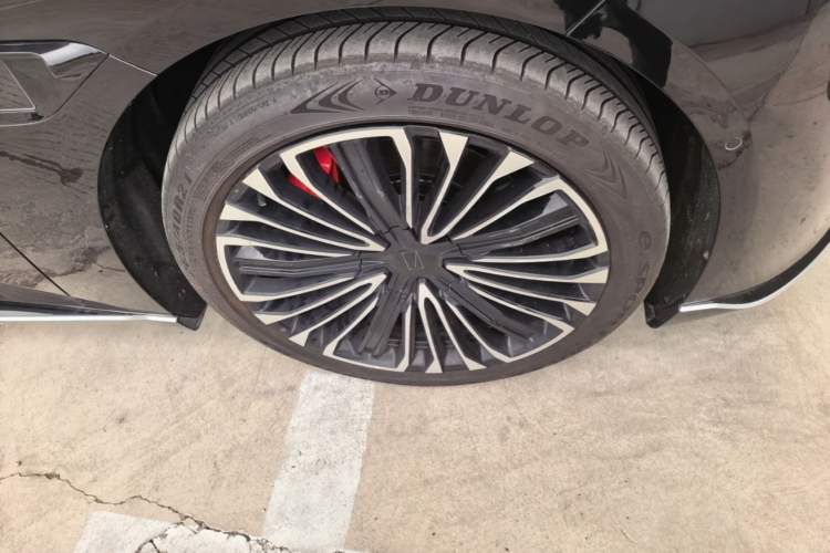 Used Avatr 12 2025 Updated Ultra All-Electric Four-Wheel Drive Right Front Wheel Hub
