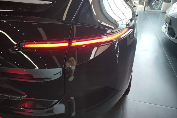 Used Avatr 12 2025 Refresh Max Extended-Range Version Right Rear Taillight
