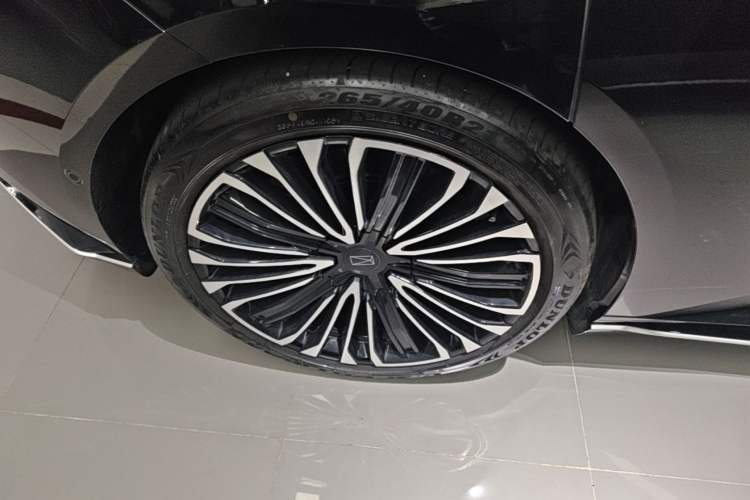 Used Avatr 12 2025 Updated Max Pure Electric Version Four-Wheel Drive Right Rear Wheel Hub