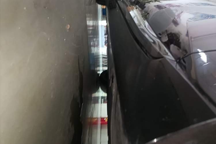 Used Avatr 12 2025 Max Extended-Range Edition Right Side Sill