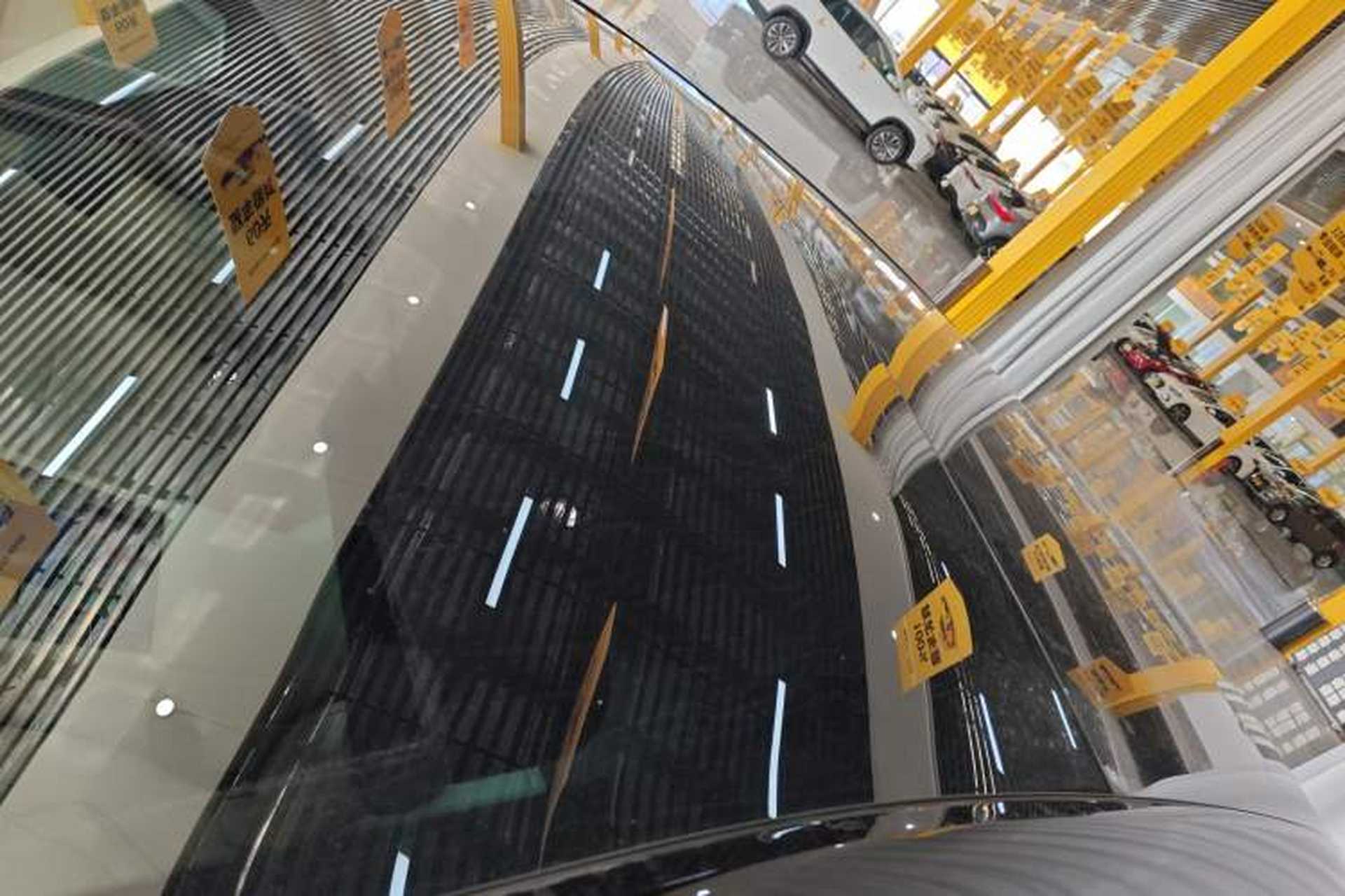 Used Avatr 12 2025 Ultra Extended-Range Edition Roof