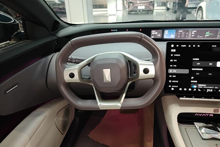Used Avatr 12 2025 Ultra All-Electric Four-Wheel Drive Steering Wheel