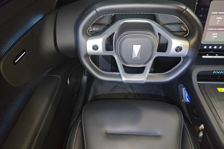 Used Avatr 12 2025 Ultra Extended-Range Edition Steering Wheel