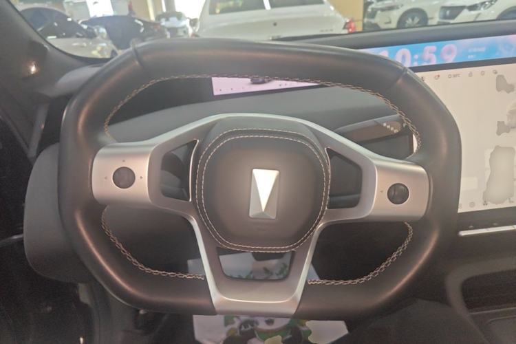 Used Avatr 12 2025 Ultra Extended-Range Edition Steering Wheel
