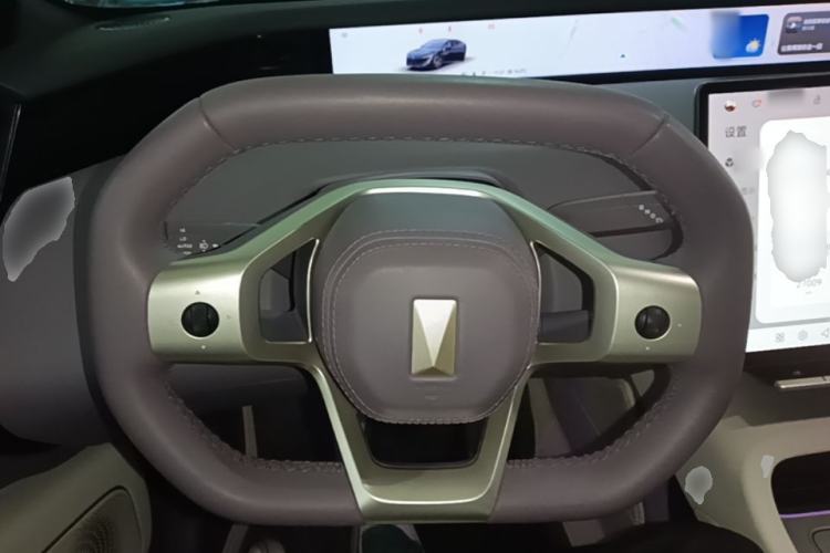 Used Avatr 12 2025 Ultra Extended-Range Edition Steering Wheel