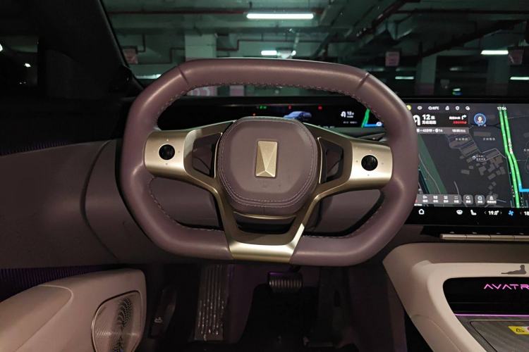 Used Avatr 12 2025 Ultra Extended-Range Edition Steering Wheel
