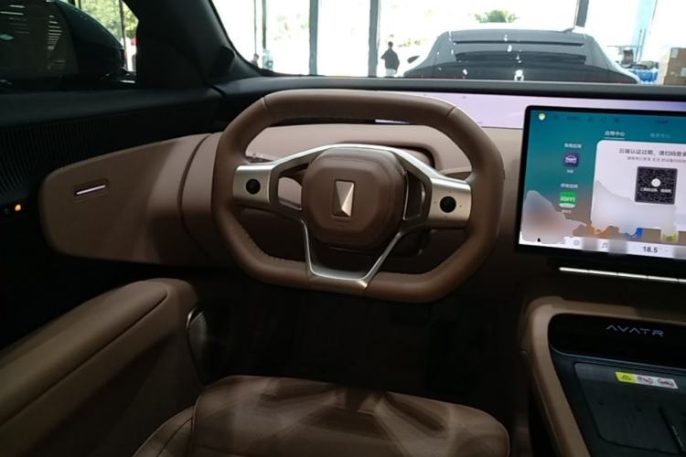 Used Avatr 12 2025 Updated Ultra All-Electric Four-Wheel Drive Steering Wheel