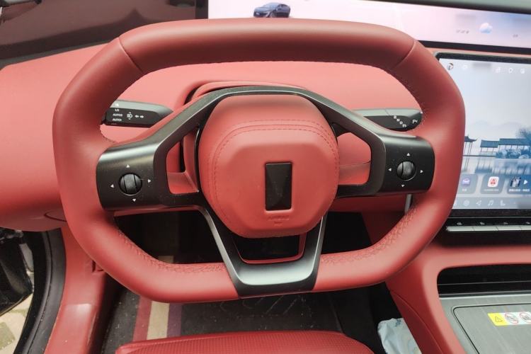 Used Avatr 12 2025 Year Updated Max All-Electric Version Steering Wheel