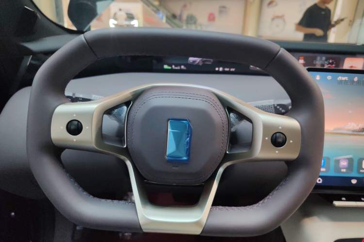 Used Avatr 12 2025 Year Updated Max All-Electric Version Steering Wheel