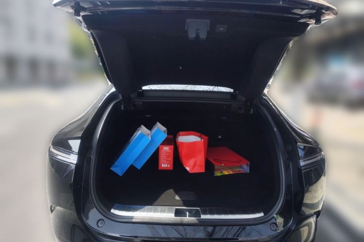 Used Avatr 12 2025 Ultra Extended-Range Edition Trunk