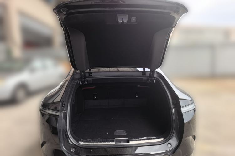 Used Avatr 12 2025 Updated Ultra All-Electric Four-Wheel Drive Trunk
