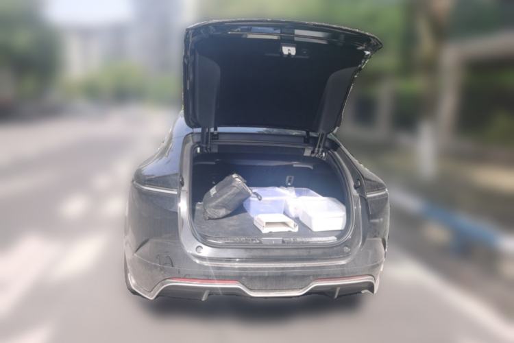 Used Avatr 12 2025 Refresh Master All-Electric Four-Wheel Drive Trunk