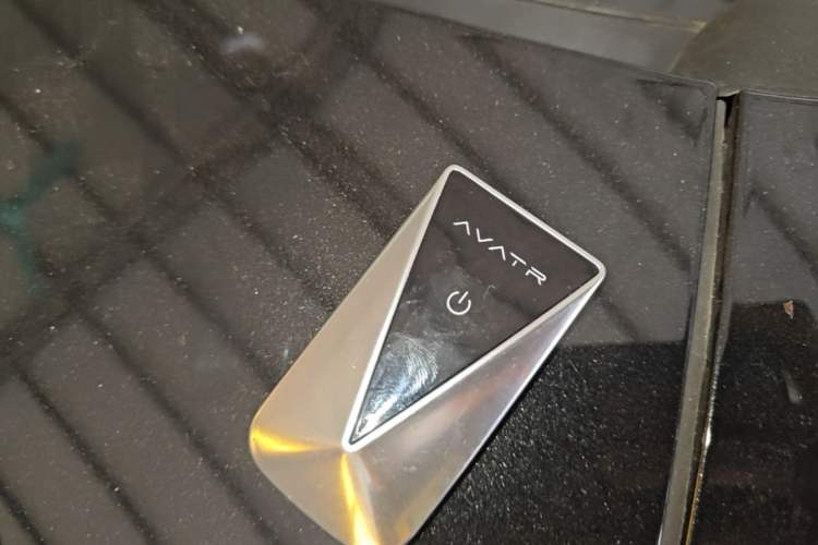 Used Avatr 12 2025 Updated Ultra All-Electric Four-Wheel Drive Vehicle Key
