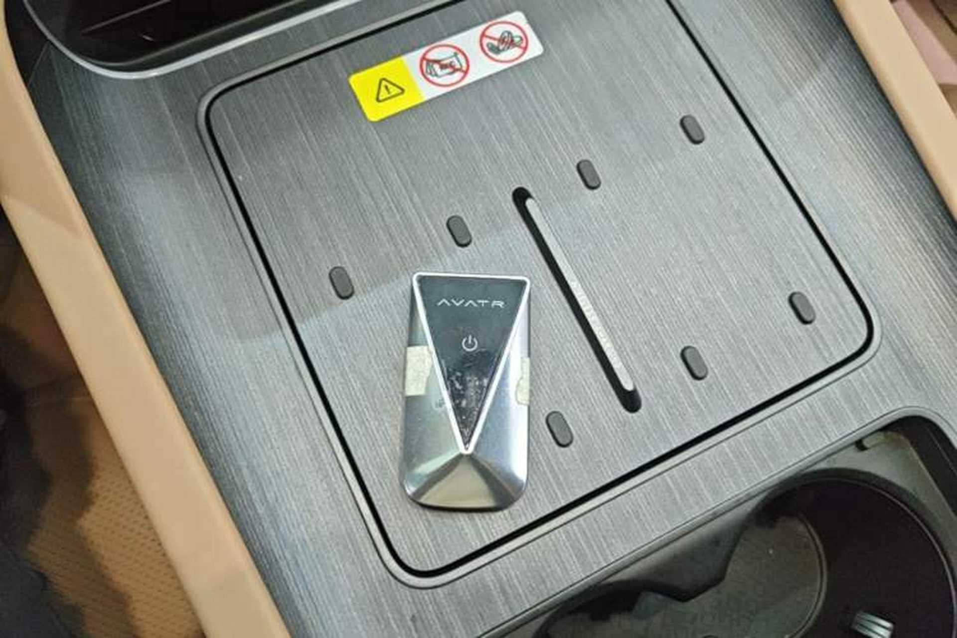Used Avatr 12 2025 Updated Max Pure Electric Version Four-Wheel Drive Vehicle Key