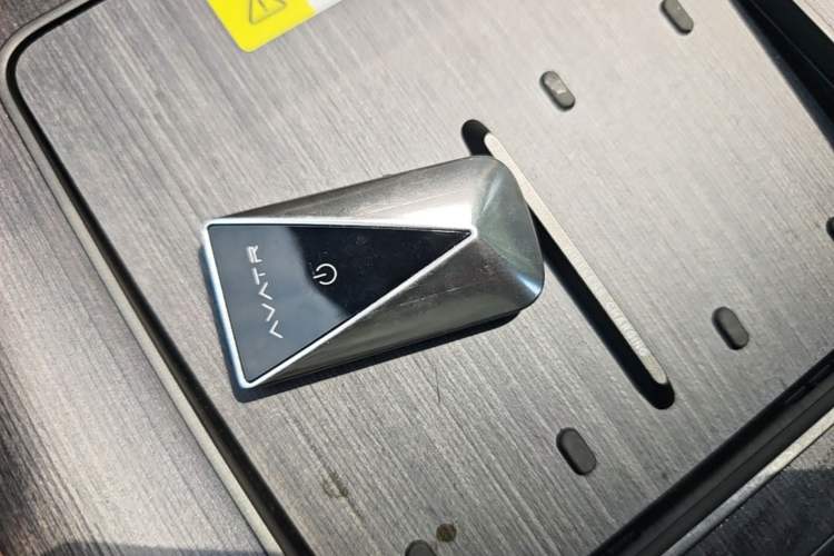 Used Avatr 12 2025 Master All-Electric Four-Wheel Drive Vehicle Key