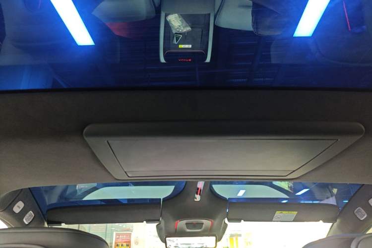Used Avatr 12 2025 Ultra Extended-Range Edition Headliner