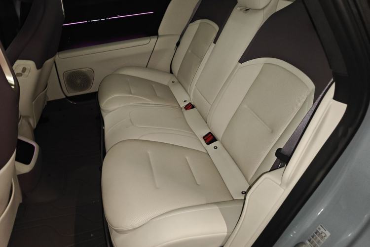 Used Avatr 12 2025 Master All-Electric Four-Wheel Drive Left Rear Seat