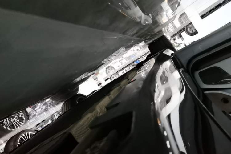 Used Avatr 12 2025 Ultra Extended-Range Edition Left Side Sill