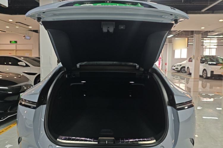 Used Avatr 12 2025 Ultra Extended-Range Edition Trunk