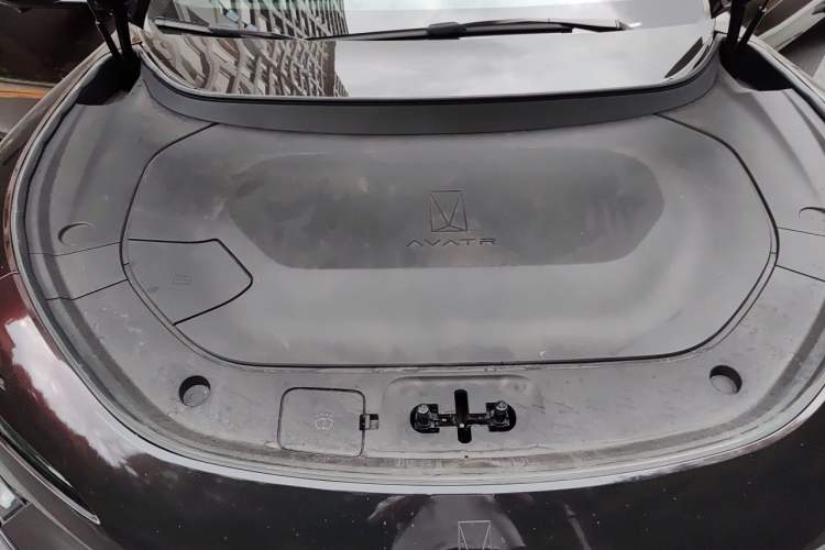 Used Avatr 12 2025 Max Extended-Range Edition Engine Bay