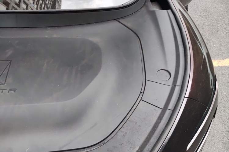 Used Avatr 12 2025 Max Extended-Range Edition Engine Bay Left