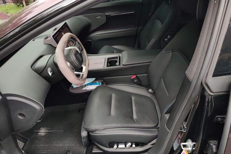 Used Avatr 12 2025 Max Extended-Range Edition Left Front Seat