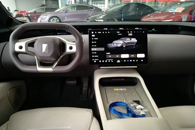 Used Avatr 12 2025 Ultra Extended-Range Edition Center Console