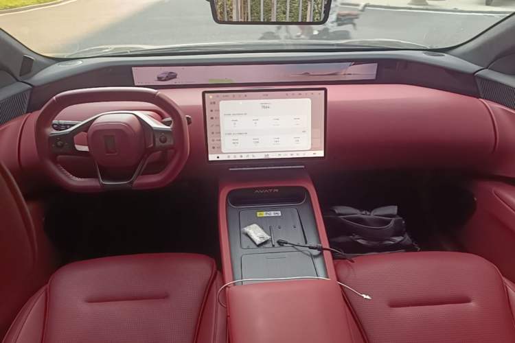 Used Avatr 12 2025 Year Updated Ultra Extended-Range Version Center Console