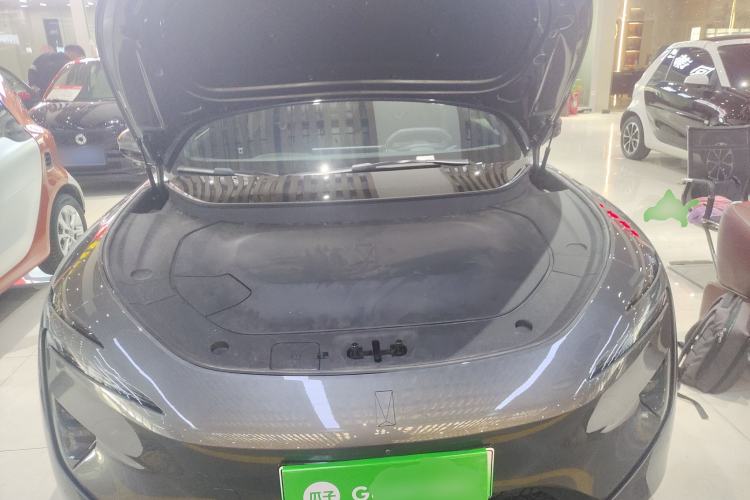 Used Avatr 12 2025 Ultra Extended-Range Edition Engine Bay