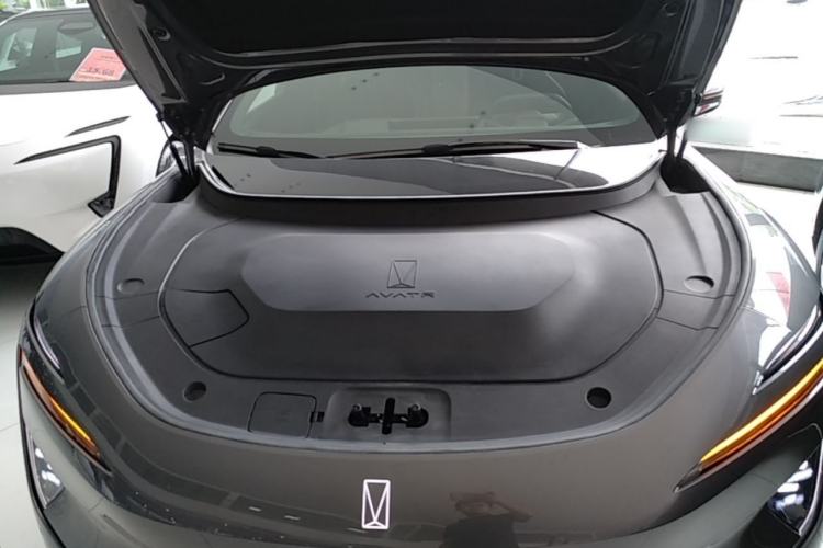 Used Avatr 12 2025 Ultra Extended-Range Edition Engine Bay