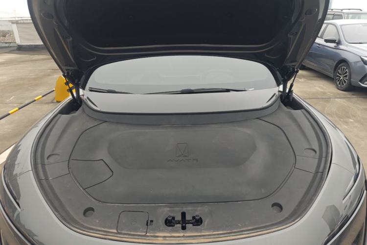 Used Avatr 12 2025 Ultra Extended-Range Edition Engine Bay