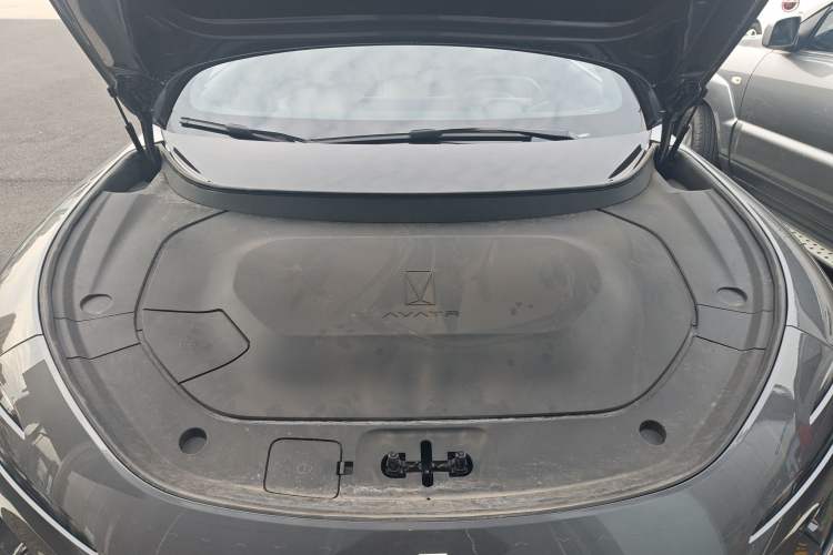 Used Avatr 12 2025 Ultra Extended-Range Edition Engine Bay